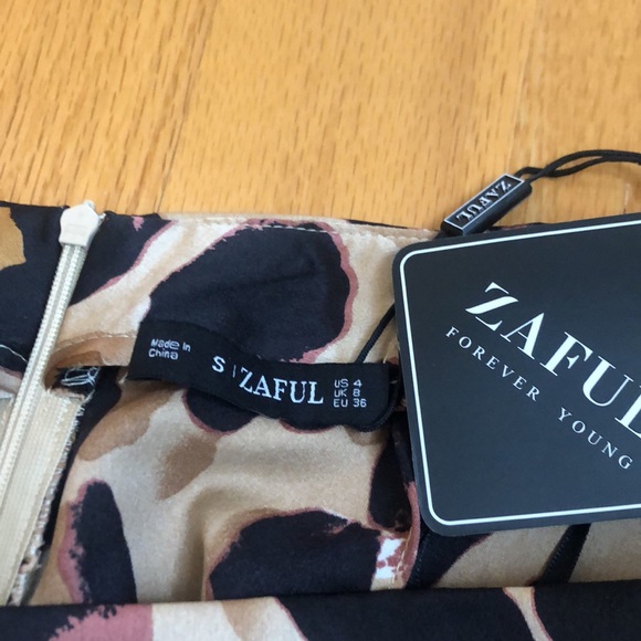 Cheetah Print Zaful skirt - Picture 3 of 4